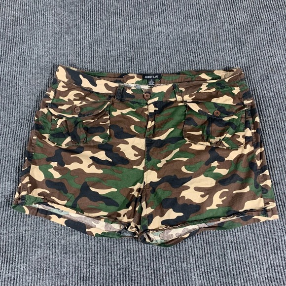 Audrey Lane Shorts Womens Plus 3X Green Camo Lightweight Cotton Blend 43x4 High - Picture 1 of 9